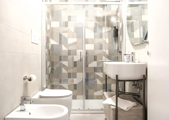 Apartments&rooms - Livelovetravel * Milazzo