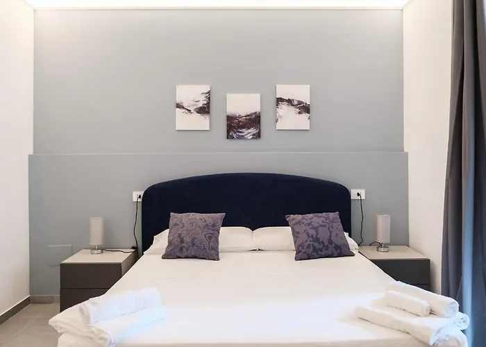 Apartments&rooms - Livelovetravel